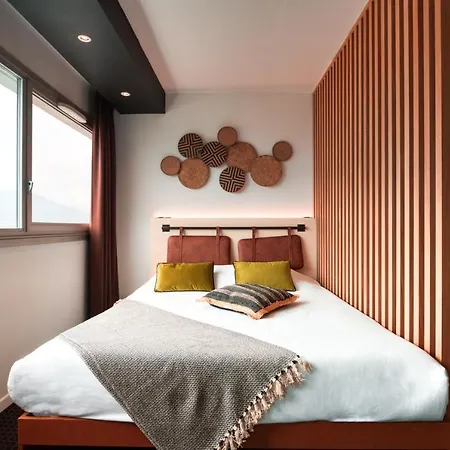 Hotel apartamentowy Cowool