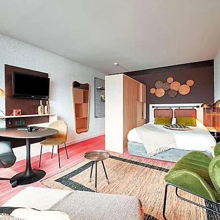 Cowool 3* Grenoble