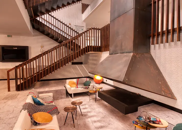 Cowool Apartahotel 3*