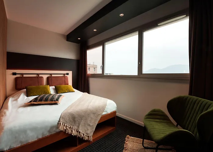 Cowool Apartahotel 3*