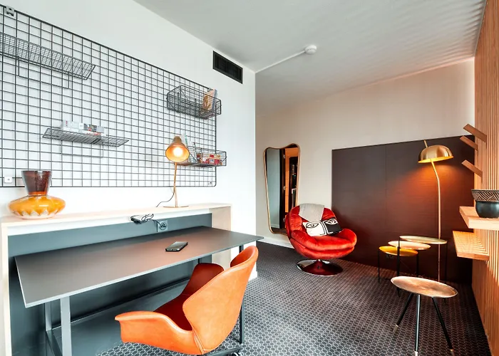 Cowool Апарт-готель 3*