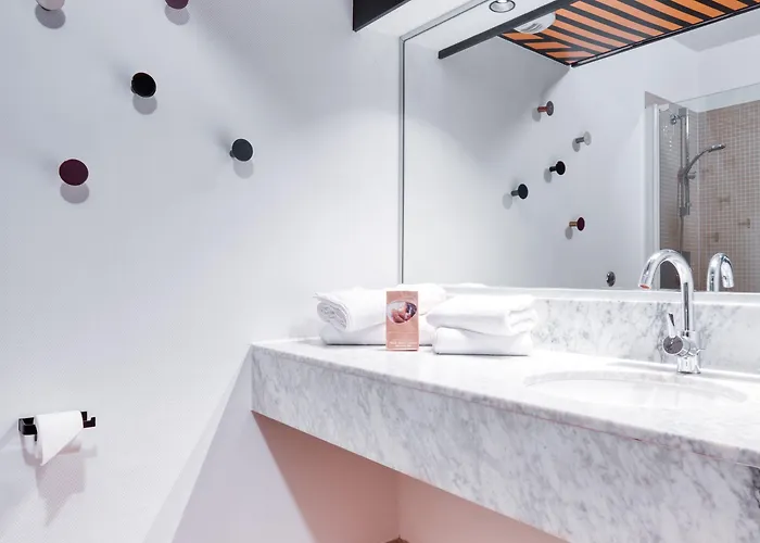 Cowool Apartahotel 3*